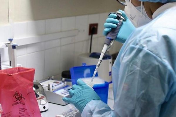 Koronavirüs Bilim Kurulu Üyesi Prof. Dr. Alper Şener'den ''Pirola varyantı'' uyarısı: Belirti varsa test yaptırın