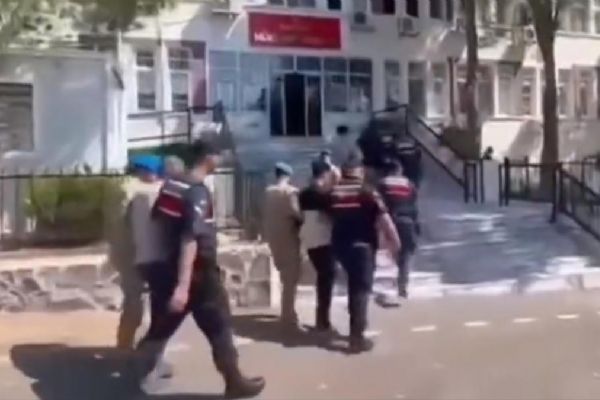 42 göçmen kaçakçılığı organizatörü yakalandı