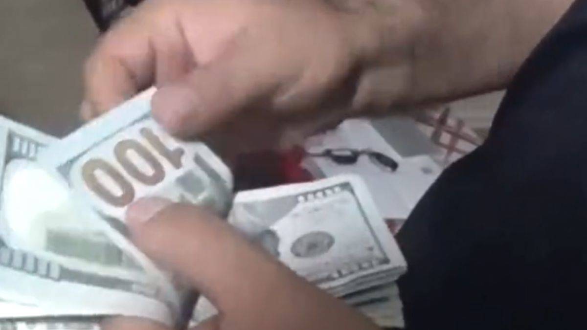 Gaybubet evlerine operasyon: 8 gözaltı