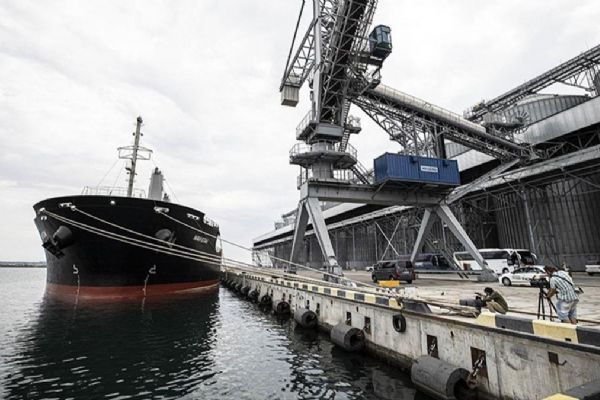 Rusya, Ukrayna'ya ait Odessa'da liman altyapısını vurdu