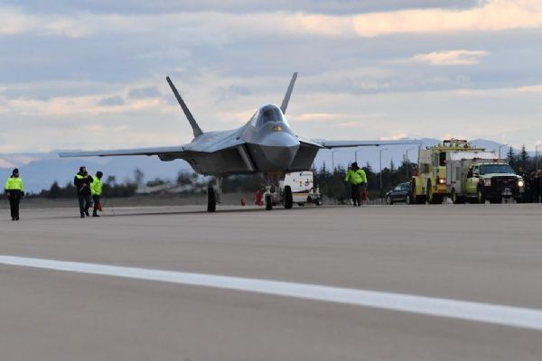 5. nesil Türk savaş uçağı ''KAAN'' F-35'e dahil olamayan ülkelere kapı aralıyor