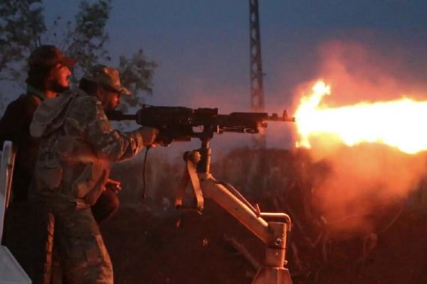 Çatışmalar şiddetlenmiş durumda! Aşiretlerin terör örgütü PKK/YPG'ye karşı isyan büyüyor