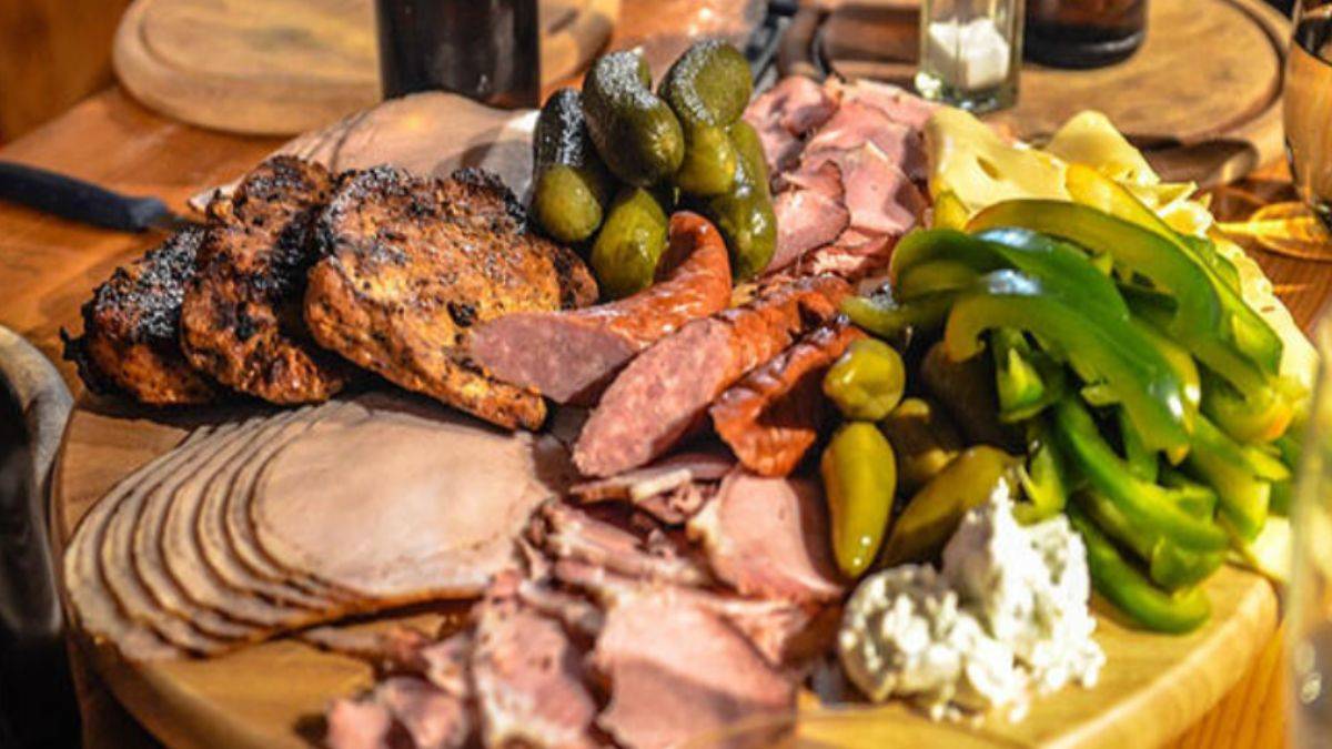 Vejetaryenlere etli yemek ismi yasağı