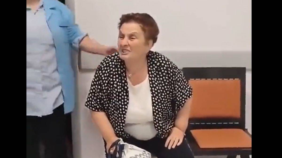 Çarşaflı kadına hakarete soruşturma