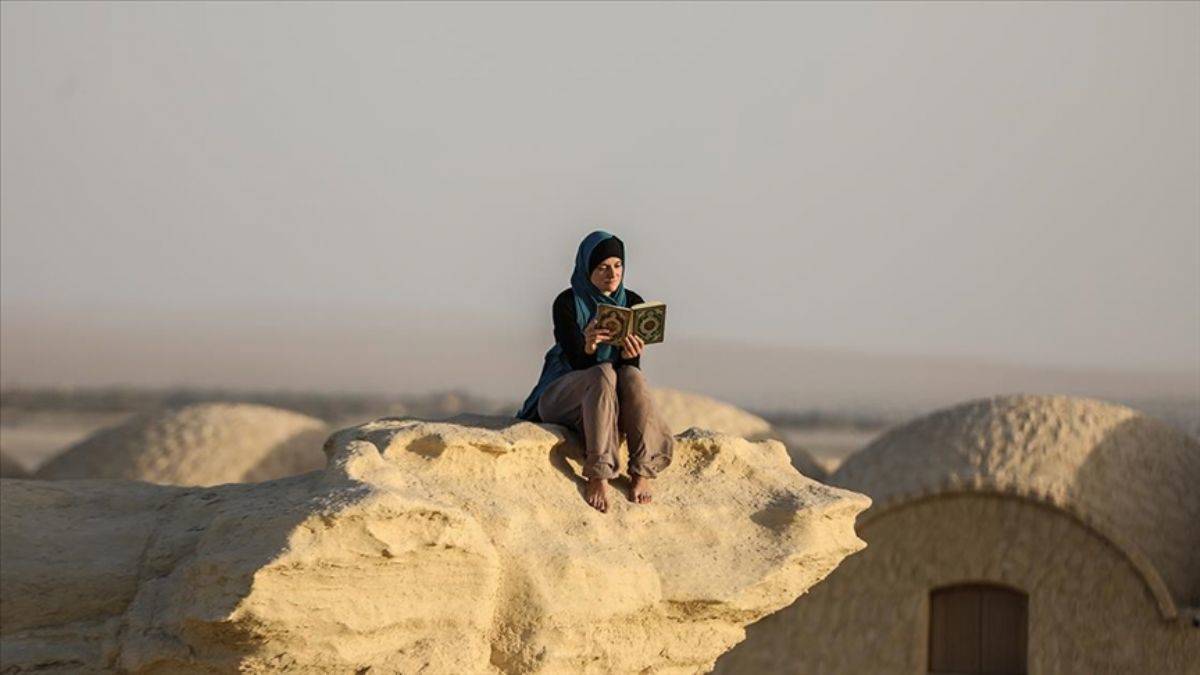 Müslüman olan İspanyol kız, dinini yaşamak için Mısır'a göçtü