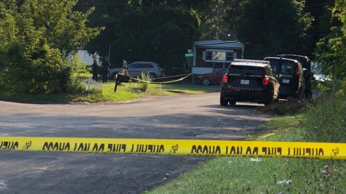 Amerikan polisi iki siyahi genci daha öldürdü