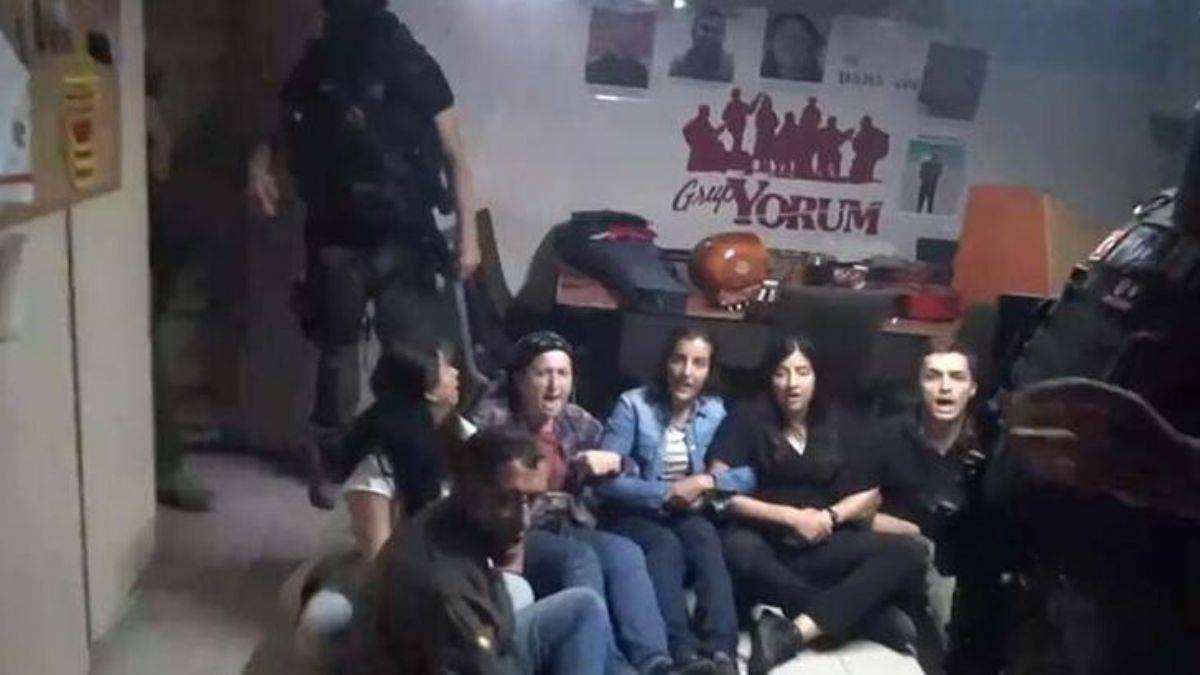 DHKP-C'nin zırhlı kapılı 'kültür merkezi'ne operasyon