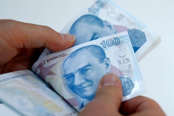 Bakan Göktaş: Aylıkları hesaplara yatırdık