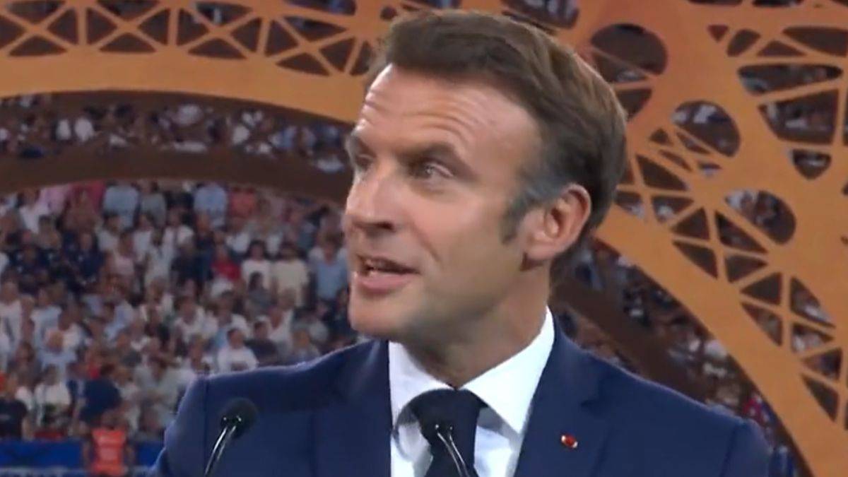 Macron'a yuhalama şoku