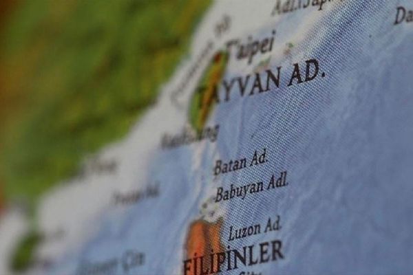 Tayvan ülkesinin etrafında Çin'e ait 42 askeri araç tespit ettiğini açıkladı