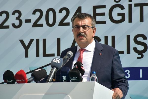 Milli Eğitim Bakanı Yusuf Tekin'den öğretmenlere mektup