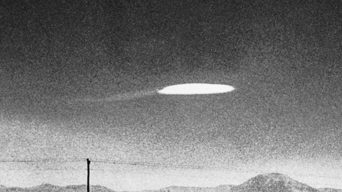 Askeri üsse “UFO” araçlarıyla saldırı iddiası