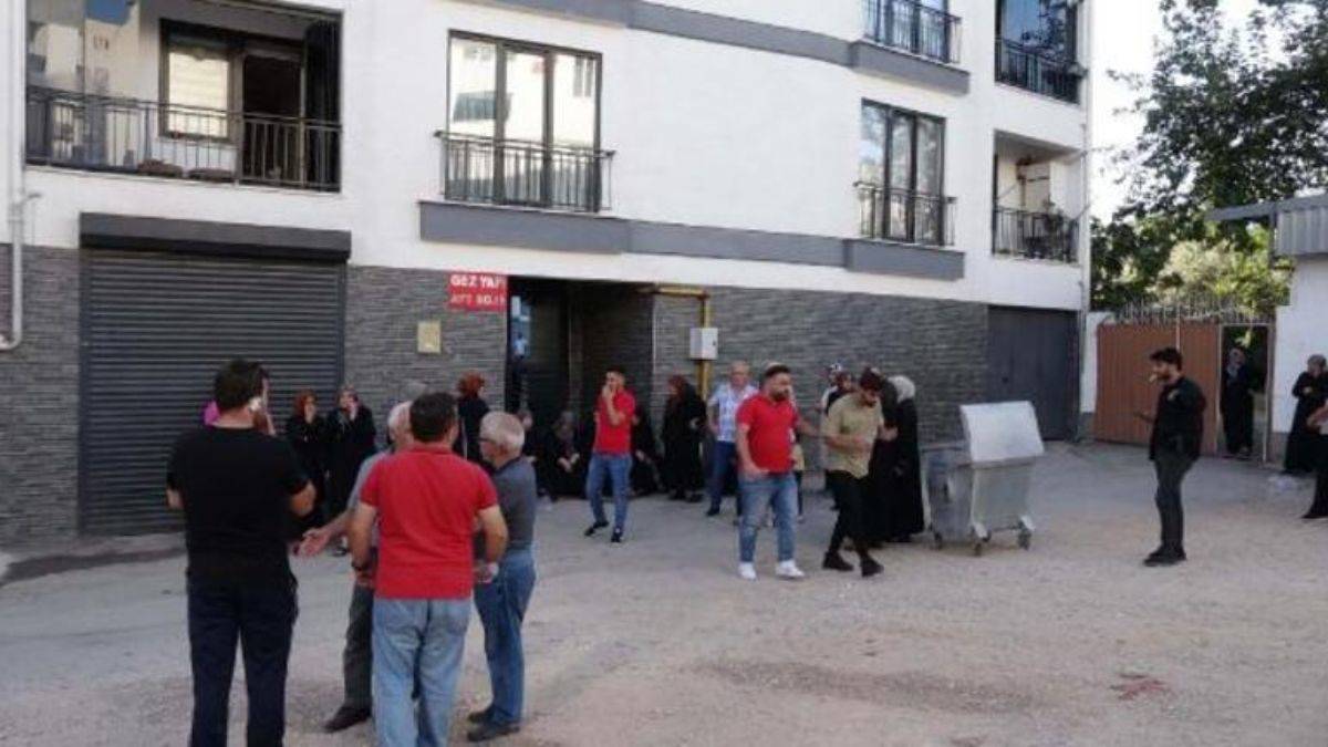 Harçlık vermeyen halasını öldürdü