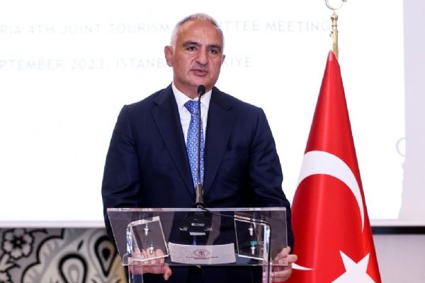 Bakan Ersoy: Türkiye'nin turizmini çeşitlendirmeye devam ediyoruz