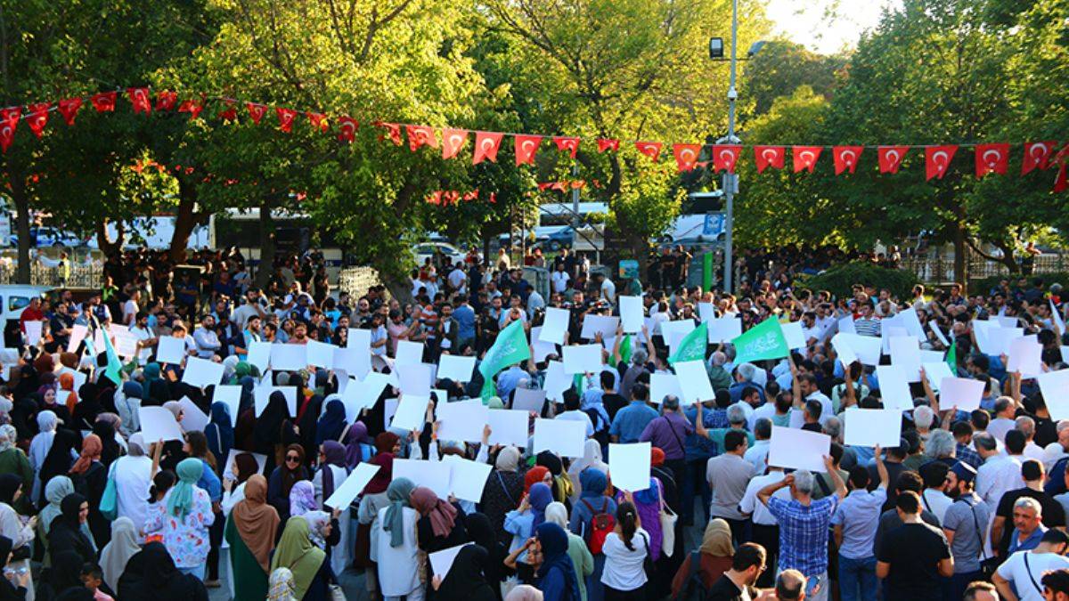 Irkçılık belasına karşı İstanbul’dan kardeşlik sloganları yükseldi!