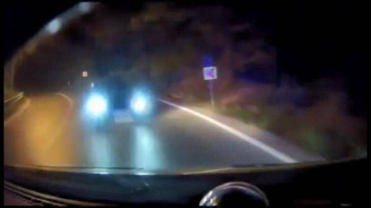 Sarıyer’de ambulansla kafa kafaya çarpışma anı