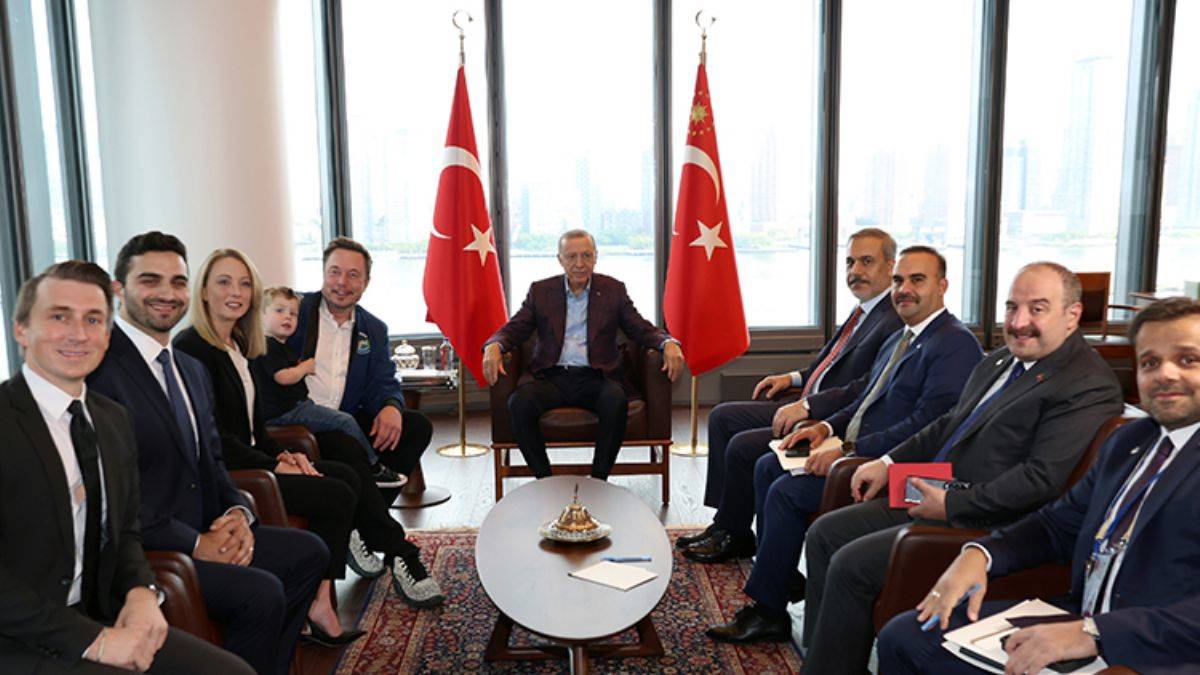 Erdoğan'dan Musk'a: 7'inci fabrikanı Türkiye'de kur