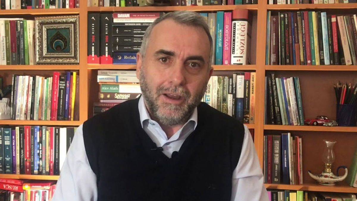 Arseven: 'İktidarı destekleyenler 'mecburen' 'ortada kuyu var yandan geç' takılıyor'