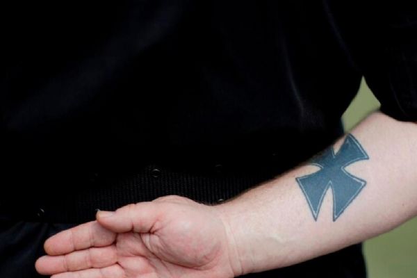 Almanya'da bir grup Neonazi olduğu gerekçesiyle yasaklandı