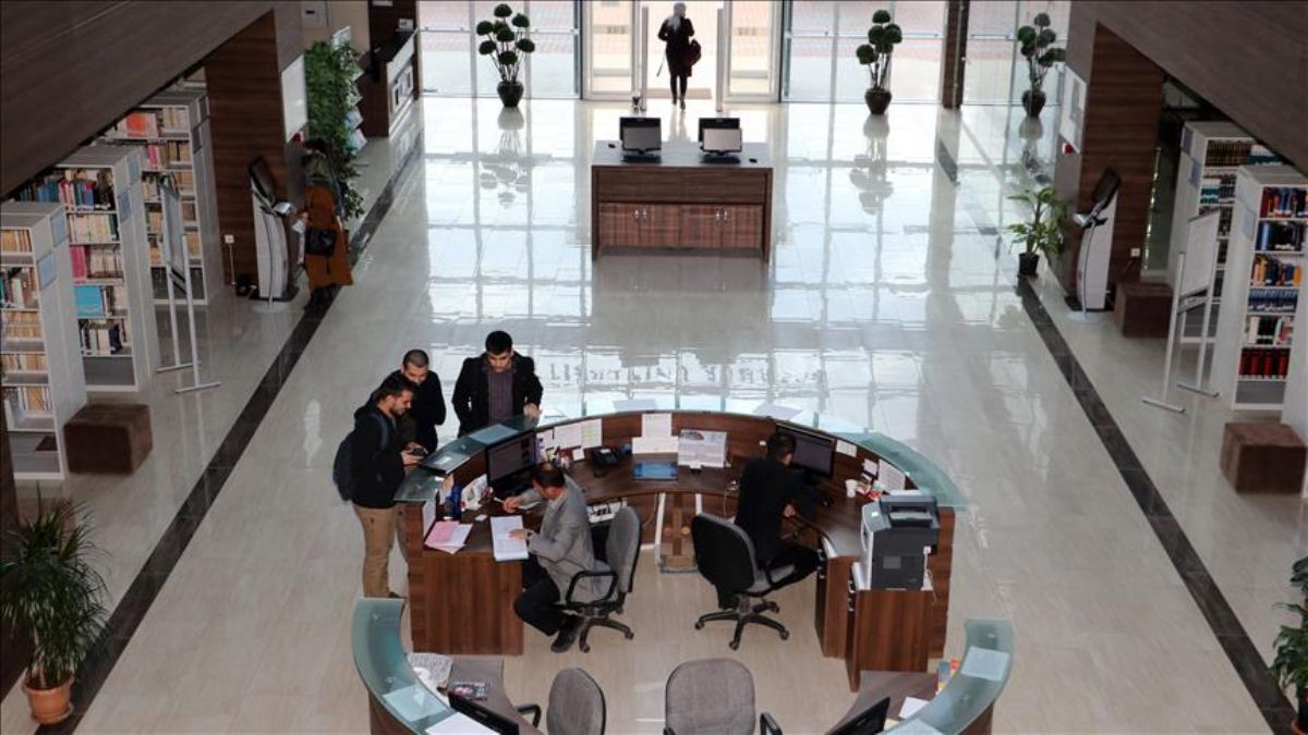 Vakıf üniversitelerine ücret uyarısı