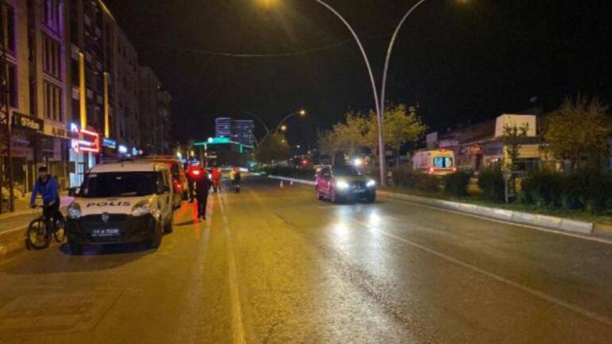 Kazadan sonra sırtından bıçaklandı