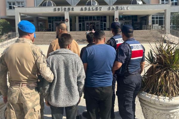 Yunanistan'a kaçmaya çalışırken yakalanan 8 FETÖ'cü tutuklandı