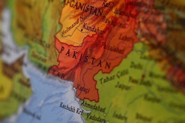 IMF, Pakistan'daki yoksullar için zenginlerden alınan verginin artmasını istedi