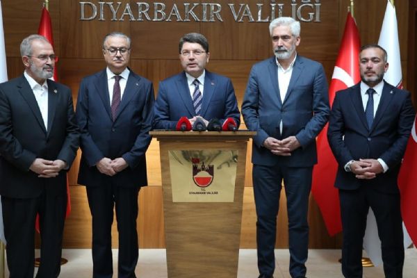 Diyarbakır'a adalet kompleksi... Bakan Tunç: 2024 yatırım programına teklif ettik