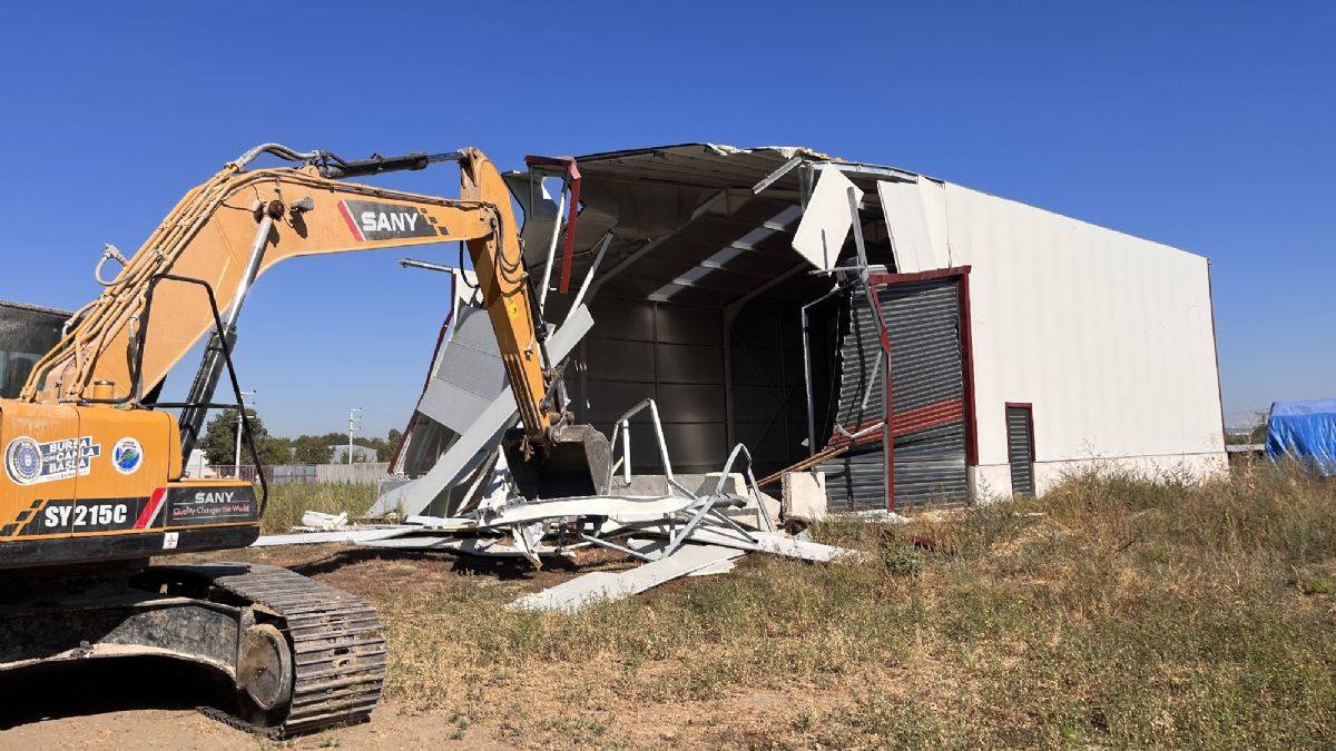 Tarım toprağında kaçak yapıya geçit yok