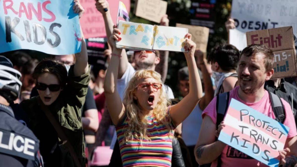 Baskı büyük, itiraz yok! LGBT'liler ayrı eyalet kuracak