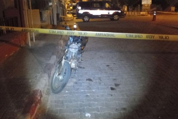 Düğünde bıçaklı ve silahlı kavga! 2 kişi yaralandı