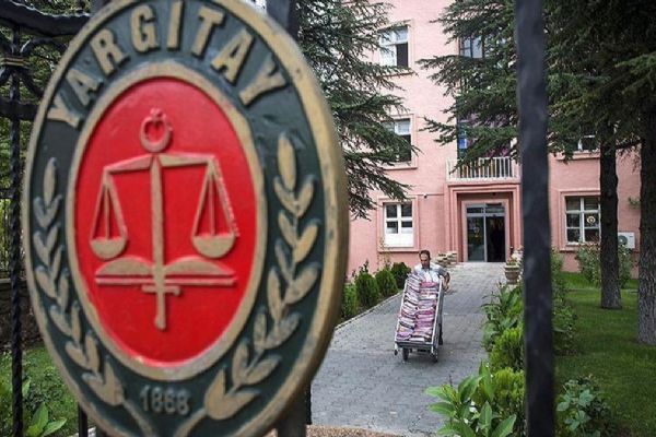 Yargıtaydan emsal karar! Hakaret edene nafaka yok