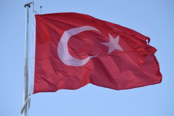 80 milyon dolarlık anlaşmaya imza atıldı