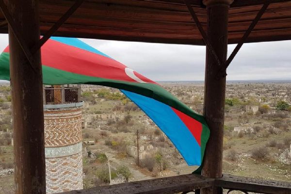 Azerbaycan: Ermenistan silahlı kuvvetleri personeli Karabağ'dan Ermenistan'a geçecek