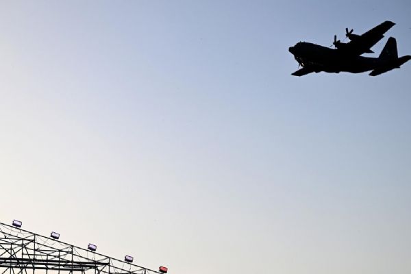 İzmir'de TEKNOFEST heyecanı... Esnaf ve sanatkarların işlerine hareketlilik bekleniyor