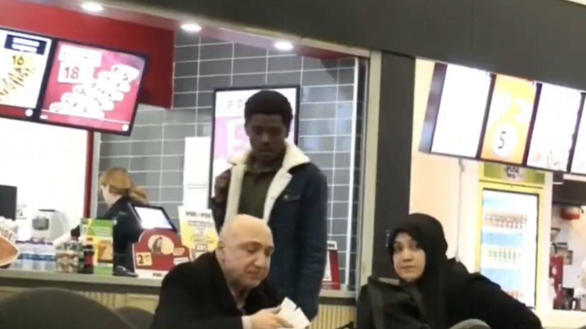 Irkçılıkla ilgili düşündüren diyalog