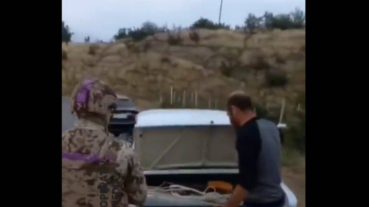 Azerbaycan ordusunun suç üstü yakaladığı Ermeniler