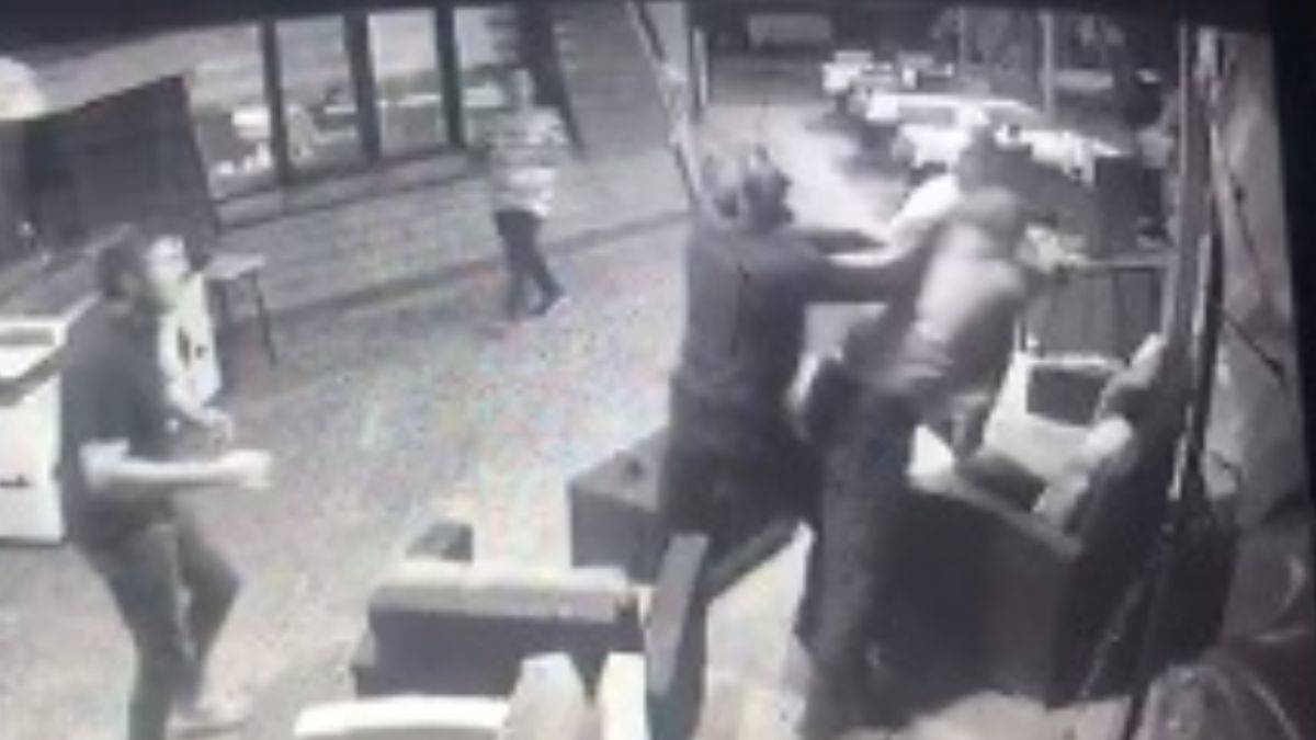 Eski Baro Başkanı darbedildi