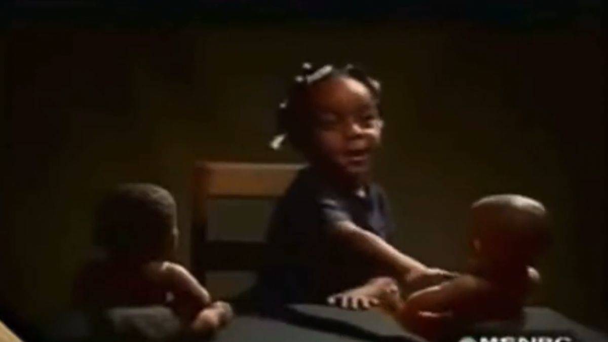 Çocuklara ırkçılığı aşılayan korkunç deney