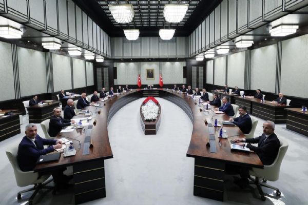 Kabine bugün toplanıyor!