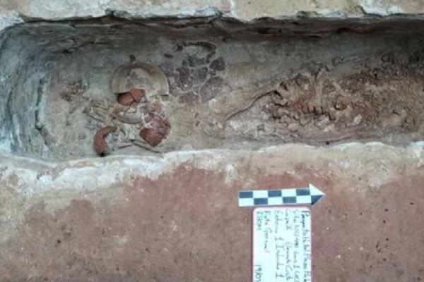 Meksika'da 1200-1521 yıllarına ait 11 gizli mezar bulundu