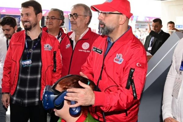 DHMİ, TEKNOFEST İzmir'de yerini aldı: ÇARE ile hava trafiği etkin yönetiliyor