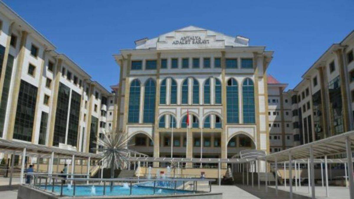 Adliye'den 6 kilo kokain çalındı, 3 memur tutuklandı