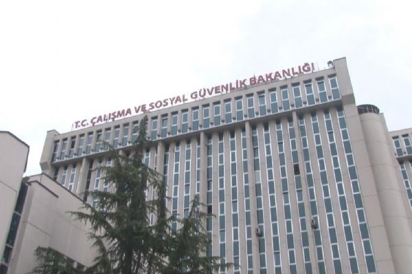 Çalışma ve Sosyal Güvenlik Bakanlığı harekete geçti! Üçlü Danışma Kurulu 5 yıl aradan sonra toplanacak
