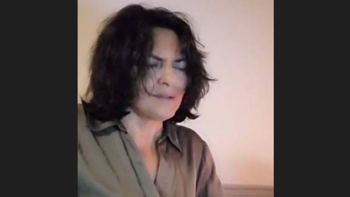 Aziz Nesin'in gelininden Ermenilere mum ışığında ağıt