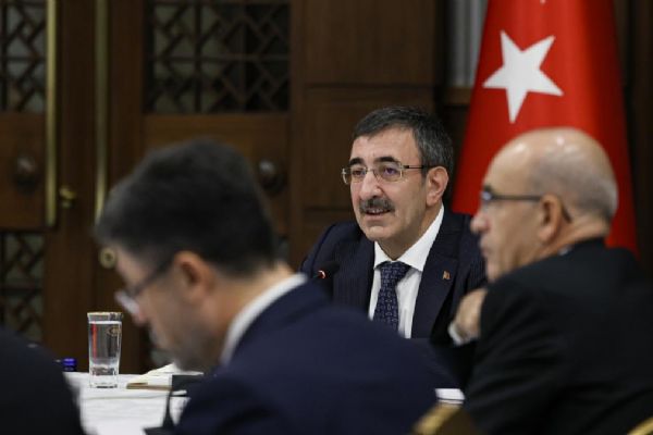 Cumhurbaşkanı Yardımcısı Yılmaz: Bu, Türkiye'nin geleceğe daha sağlam şekilde yürümesini sağlayacak bir rakam