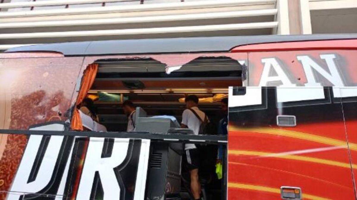 Batman Petrolspor'un otobüsüne saldırı