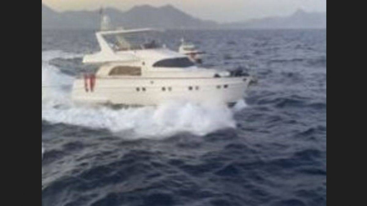 11 FETÖ'cü Amerikan bayraklı motoryatta yakalandı