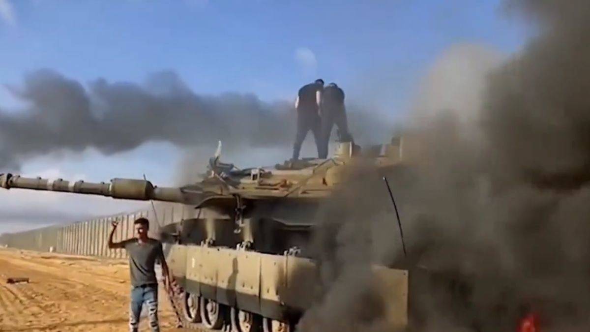 Filistinliler bir İsrail tankını imha etti
