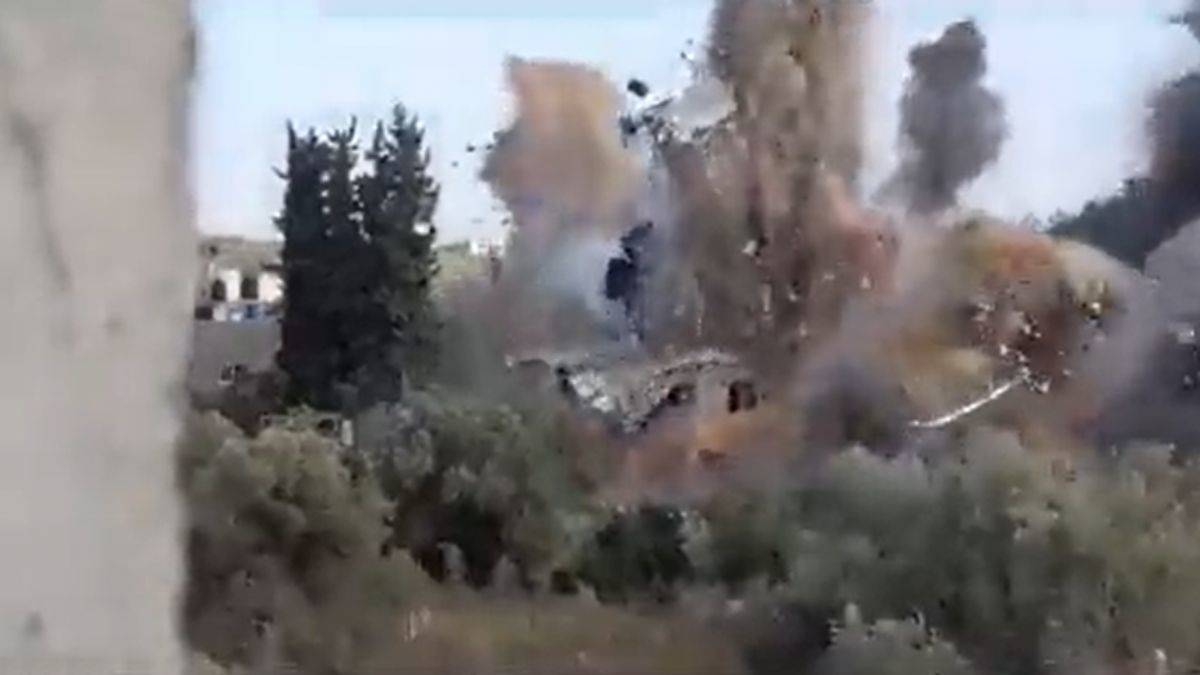 İsrail'in Gazze'ye saldırılarında 198 kişi öldü